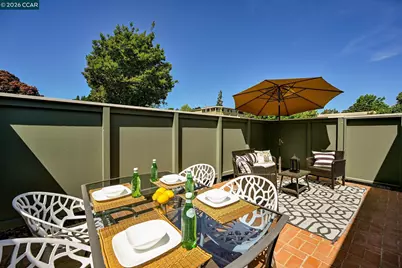 2000 Pine Knoll Dr #2, Walnut Creek, CA 94595 - Photo 19