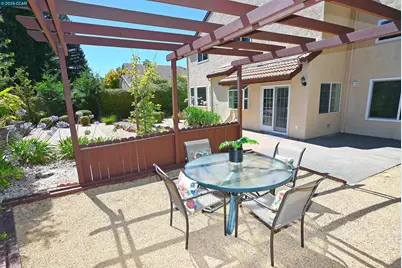 496 Panorama Dr, Benicia, CA 94510 - Photo 45