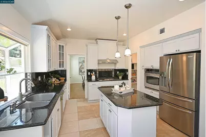 496 Panorama Dr, Benicia, CA 94510 - Photo 13