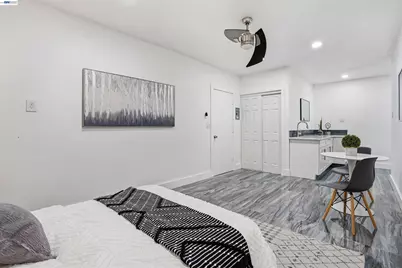 3910 Oak Hill Rd, Oakland, CA 94605 - Photo 17