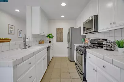 3190 Castro St, Martinez, CA 94553 - Photo 13