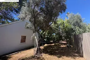 4131 Chaucer Dr, Concord, CA 94521 - Photo 47