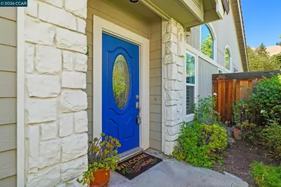5027 Keller Ridge Dr, Clayton, CA 94517 - Photo 3