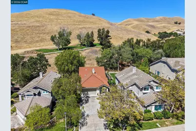 5027 Keller Ridge Dr, Clayton, CA 94517 - Photo 35