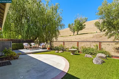 5027 Keller Ridge Dr, Clayton, CA 94517 - Photo 29