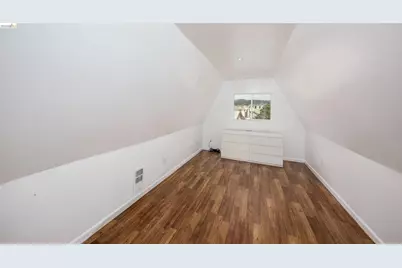 414 12th St, Oakland, CA 94606 - Photo 33