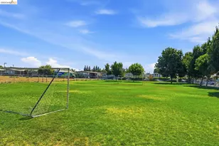 8200 Jantzen Rd, Modesto, CA 95357 - Photo 19