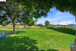 8200 Jantzen Rd, Modesto, CA 95357 - Photo 17