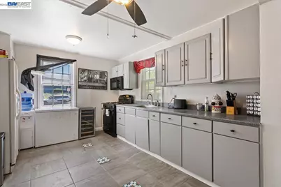 44 Parrott St, Vallejo, CA 94590 - Photo 7