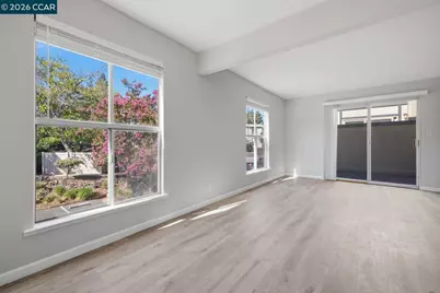 2037 Sierra Rd #5, Concord, CA 94518 - Photo 15