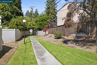 2037 Sierra Rd #5, Concord, CA 94518 - Photo 45