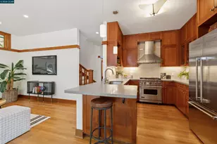 4908 Cochrane Ave, Oakland, CA 94618 - Photo 15