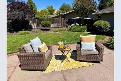 423 Deerfield Dr, Moraga, CA 94556 - Photo 27