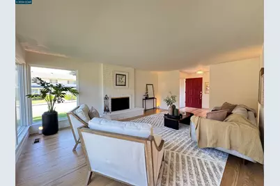 423 Deerfield Dr, Moraga, CA 94556 - Photo 9