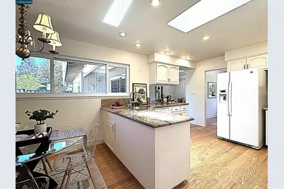 423 Deerfield Dr, Moraga, CA 94556 - Photo 15