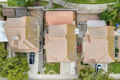 1553 Shadowood Ct., Tracy, CA 95376 - Photo 9