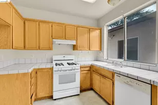 1553 Shadowood Ct, Tracy, CA 95376 - Photo 27