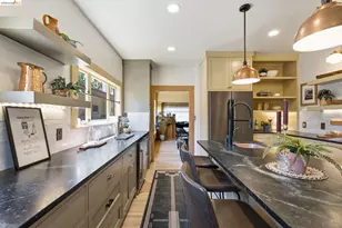 1504 Verdi St, Alameda, CA 94501 - Photo 13