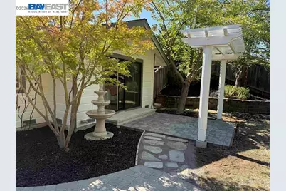 174 Town and Country Dr, Danville, CA 94526 - Photo 17