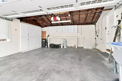 1654 Creek Dr, San Jose, CA 95125 - Photo 29