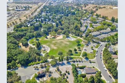 7422 Oxford Cir, Dublin, CA 94568 - Photo 37