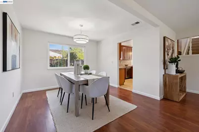 3560 Kirkcaldy St, Pleasanton, CA 94588 - Photo 11