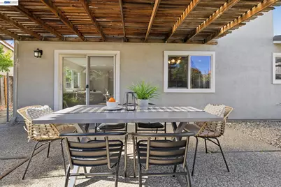 3560 Kirkcaldy St, Pleasanton, CA 94588 - Photo 53