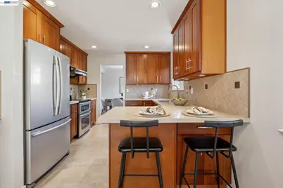 3560 Kirkcaldy St, Pleasanton, CA 94588 - Photo 19