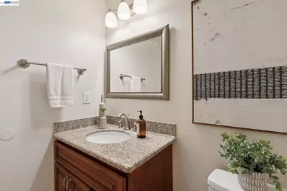 3560 Kirkcaldy St, Pleasanton, CA 94588 - Photo 29