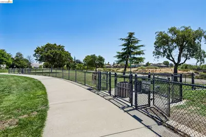 1957 Monterey Dr, Livermore, CA 94551 - Photo 41
