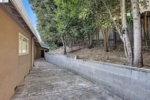 18009 Laird Ct, Castro Valley, CA 94546 - Photo 61