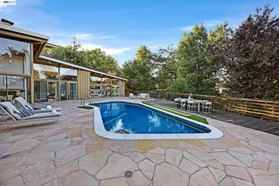 18009 Laird Ct, Castro Valley, CA 94546 - Photo 53