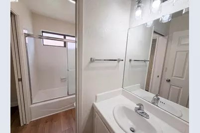 1555 Hecker Pass Rd #C101, Gilroy, CA 95020 - Photo 11