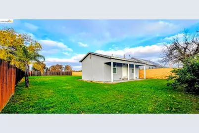 363 Ford Rd, Sacramento, CA 95838 - Photo 7