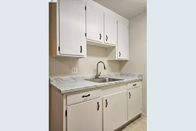 1064 E Street, Hayward, CA 94541 - Photo 21