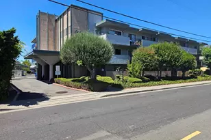 1064 E St, Hayward, CA 94541 - Photo 1