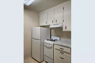 1064 E Street, Hayward, CA 94541 - Photo 29