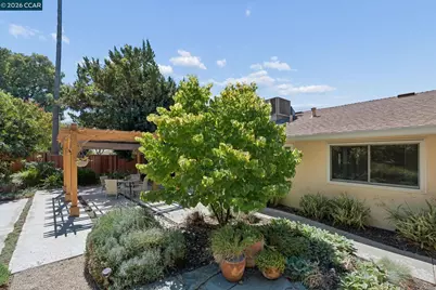 1321 Hollyhock St, Livermore, CA 94551 - Photo 35