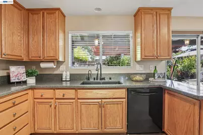 3028 Nuria Ct, San Jose, CA 95111 - Photo 9