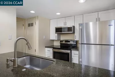 5468 Roundtree Pl #P, Concord, CA 94521 - Photo 3