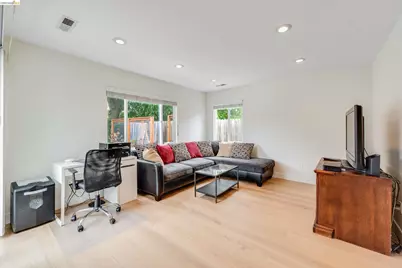 1894 Granada Dr, Concord, CA 94519 - Photo 13