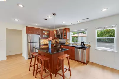 1894 Granada Dr, Concord, CA 94519 - Photo 7