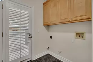 1315 Skelton Ave, Fremont, CA 94536 - Photo 17