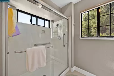 1315 Blue Oak Ct, Pinole, CA 94564 - Photo 27