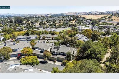 1315 Blue Oak Ct, Pinole, CA 94564 - Photo 43
