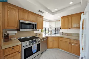1315 Blue Oak Ct, Pinole, CA 94564 - Photo 11