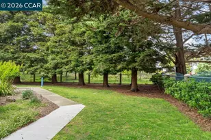 208 Commodore Dr, Richmond, CA 94804 - Photo 33