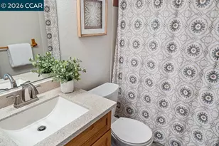 208 Commodore Dr, Richmond, CA 94804 - Photo 21