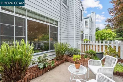 208 Commodore Dr, Richmond, CA 94804 - Photo 37