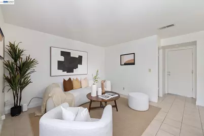 2227 Emerald Hills Cir, San Jose, CA 95131 - Photo 21